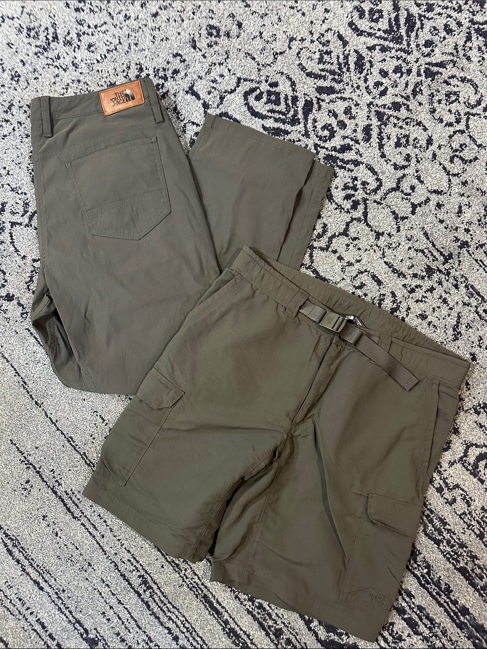 SET The North Face Men’ Cargo Shorts with Integrated Belt AND Pants sz 34